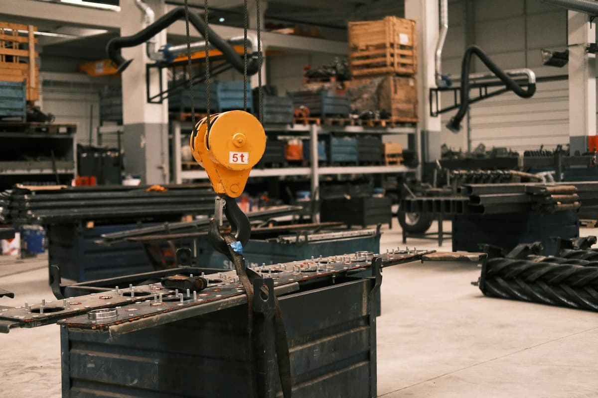 Heavy duty workshop